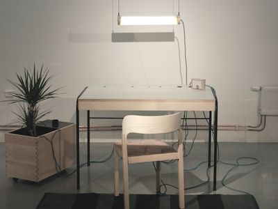 Eddi Tornberg’s self-powering desk