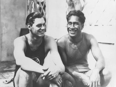 Johnny Weissmuller (left) and Duke Kahanamoku (right) at the 1924 Paris Olympics